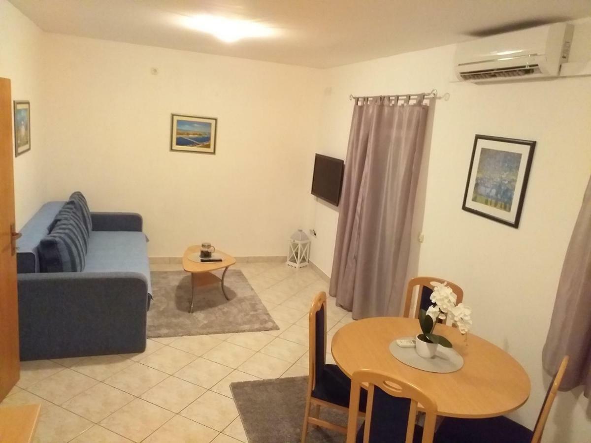 Apartments Vila Ana Вир Экстерьер фото